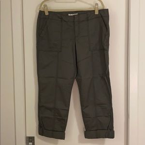 LOFT Cargo pants in olive green - Size 14